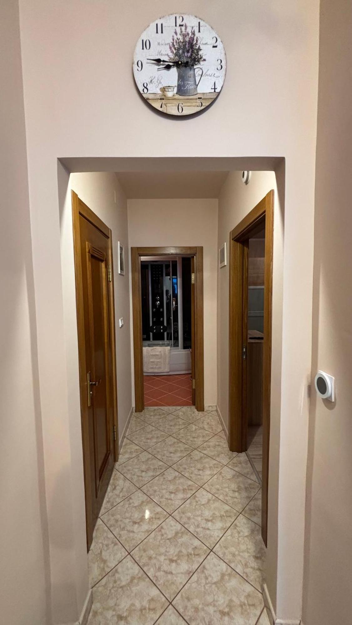 Makra-Teto Oeregtoelgy Apartman Pětikostelí Exteriér fotografie
