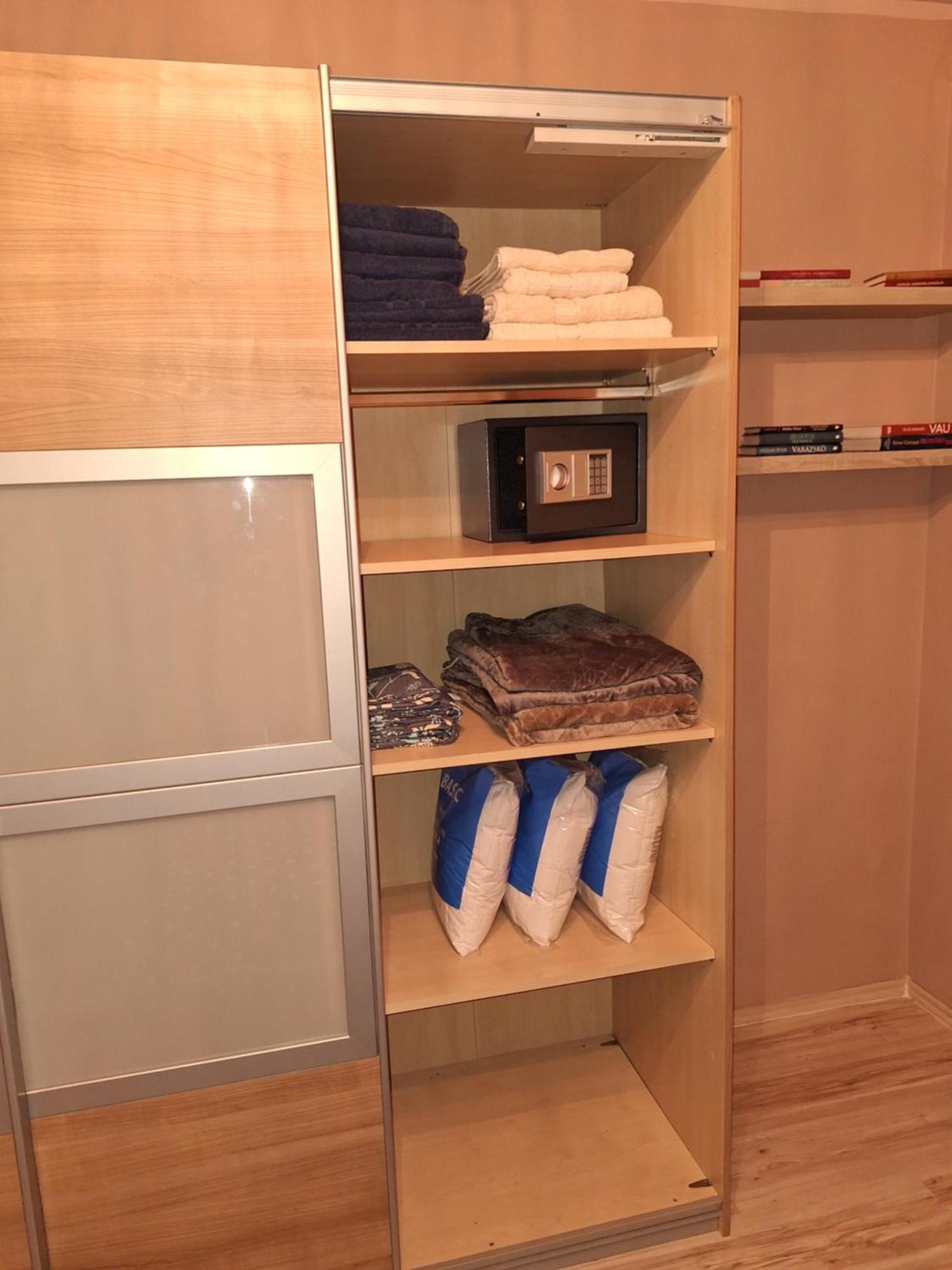Makra-Teto Oeregtoelgy Apartman Pětikostelí Exteriér fotografie