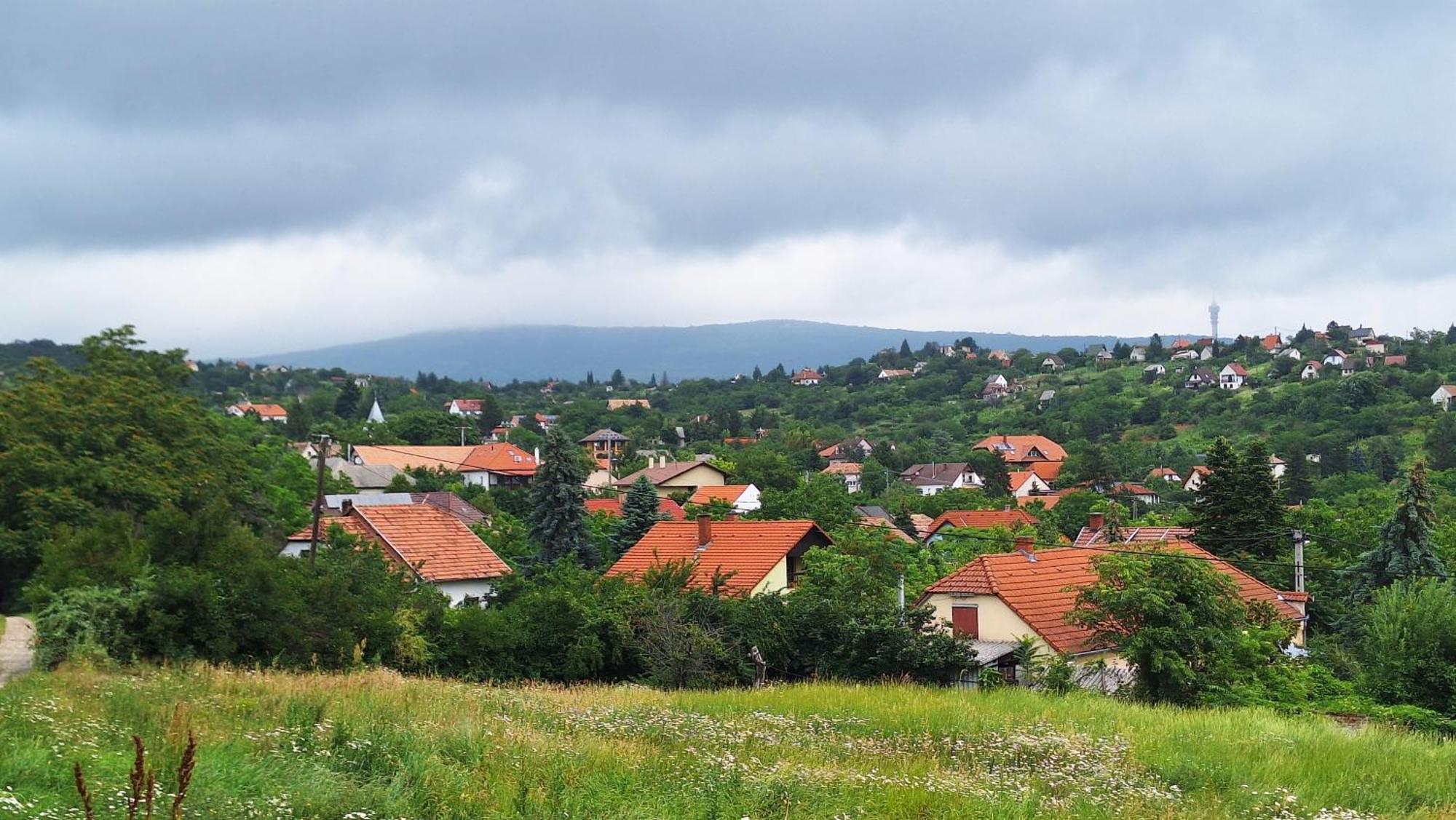 Makra-Teto Oeregtoelgy Apartman Pětikostelí Exteriér fotografie